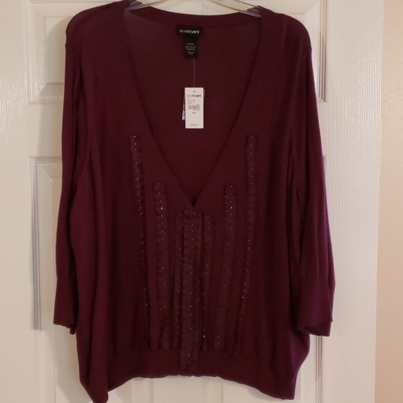 Sweater - Picture 1 of 3